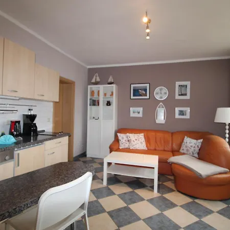 Kapitaenshaus Fw 2 Eg Re Wustrow (Fischland)